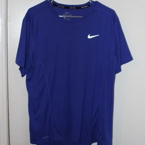 Nike Running Shirt - Dri Fit